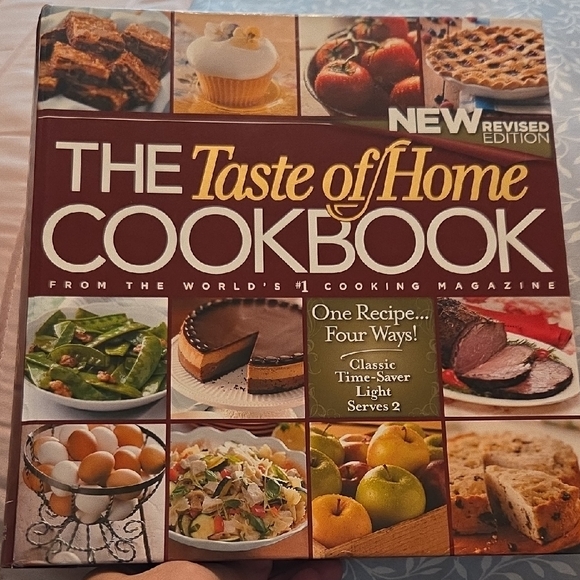 Taste of Home Cookbook - Rich Brown and Cream Cover - Picture 1 of 3